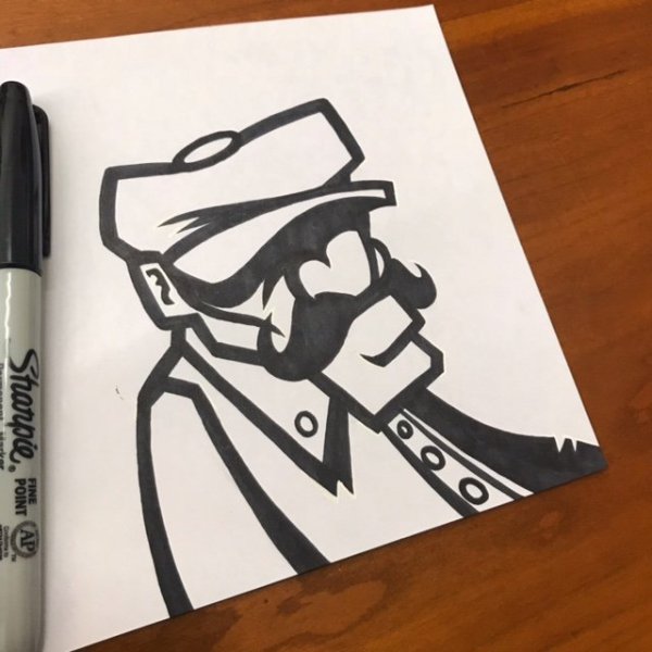 Скетч черным маркером