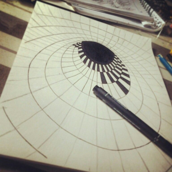 Рисовать маркером на бумаге