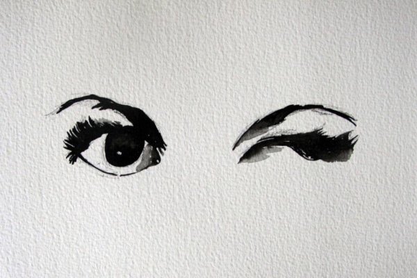 Подмигивающий глаз