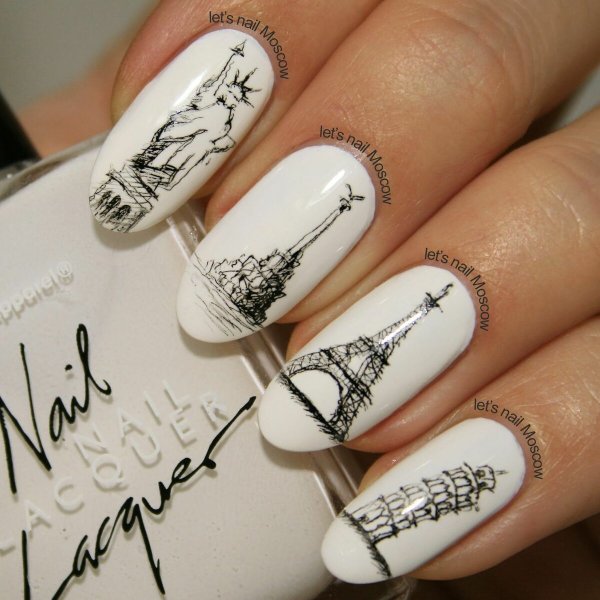 Маникюр с рисунком Эйфелевой башни