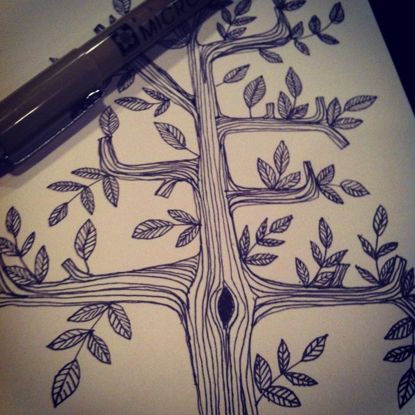 Скетч линером дерево