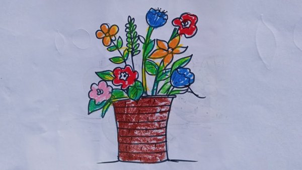 Ваза с цветами маркерами