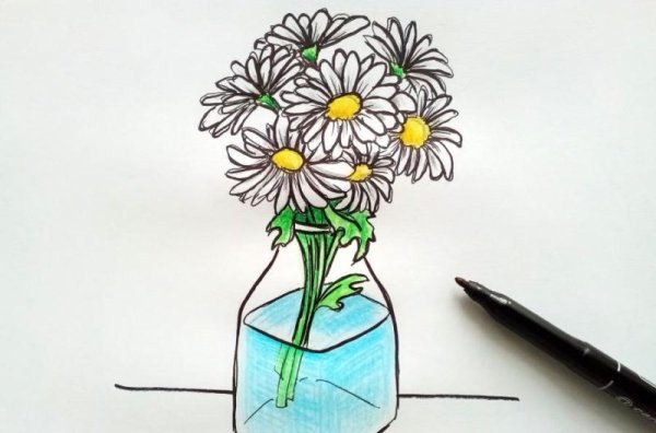 Рисунок вазы в цвете