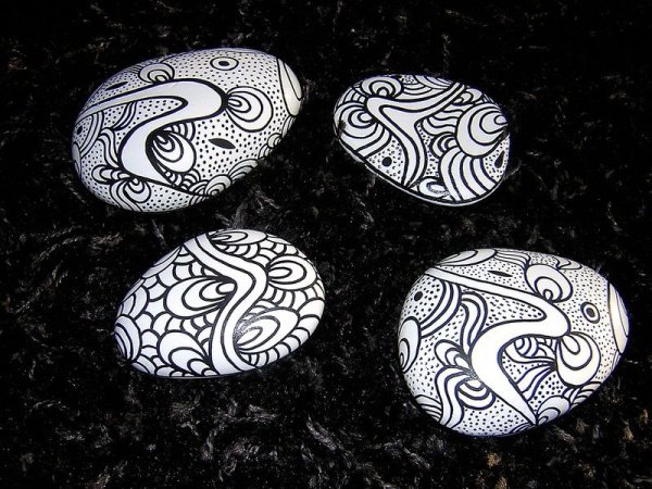 Узоры на камнях