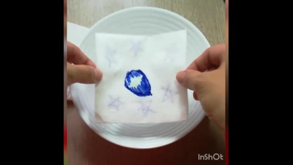 Эксперимент с салфеткой маркером и водой