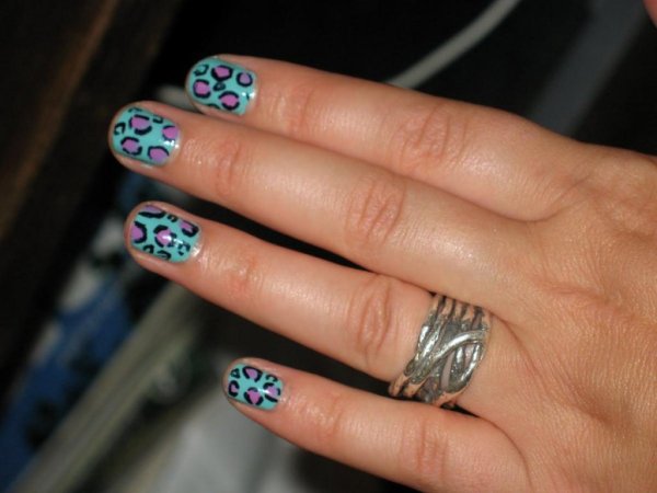 Рисунки на ногтях фломастером