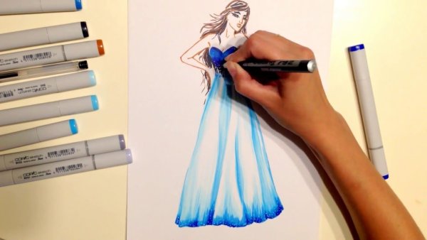 Платья нарисованные маркером