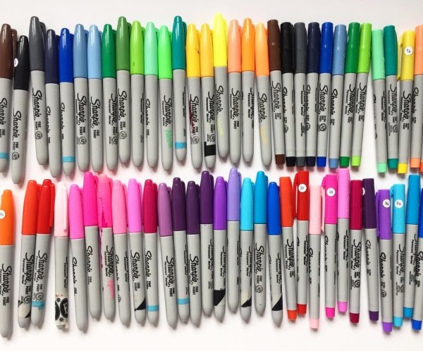 Персонаж мультфильмов фломастерами