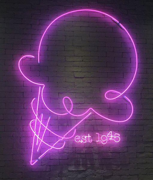 Неон баллончиком