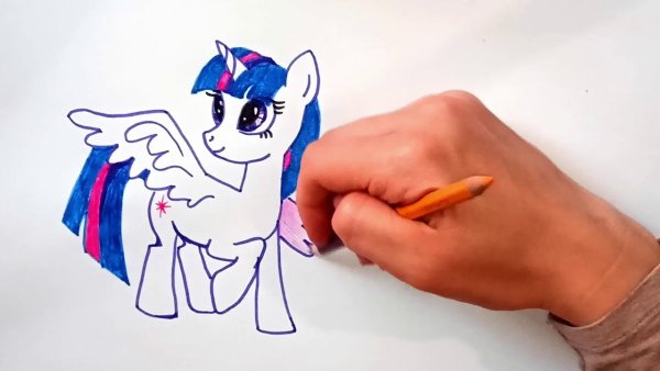 Рисуем пони с детьми