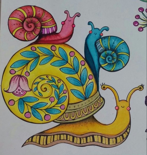 Декоративная стилизованная улитка