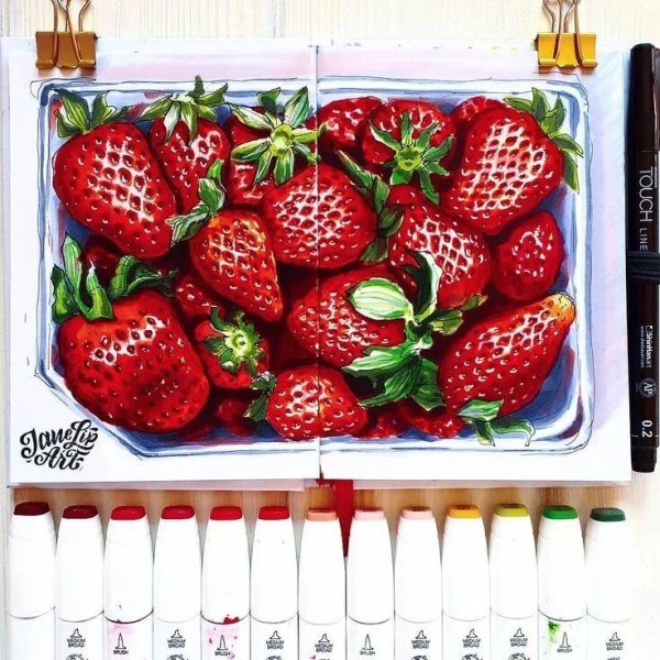 Клубника скетч маркерами