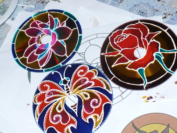 Витраж из дисков