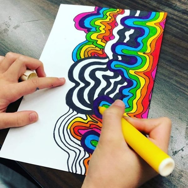 Рисунки разноцветные легкие