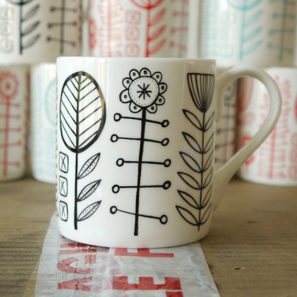 Роспись кружки маркером