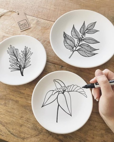 Простая роспись тарелки