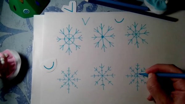 Рисование снежинки фломастером