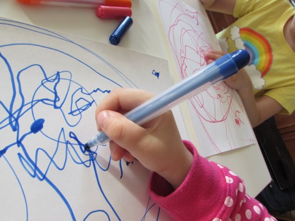 Рисунок легкий фломастером