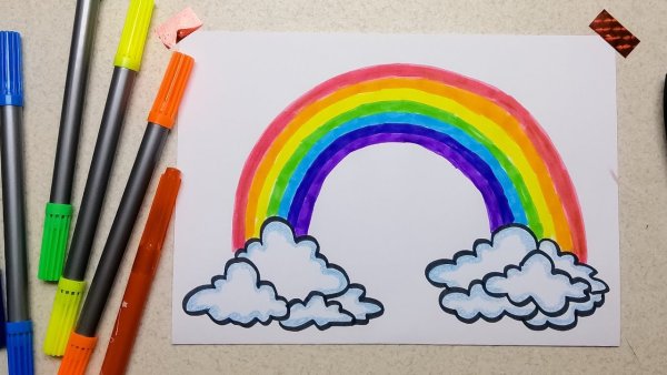 Нарисовать радугу маркерами