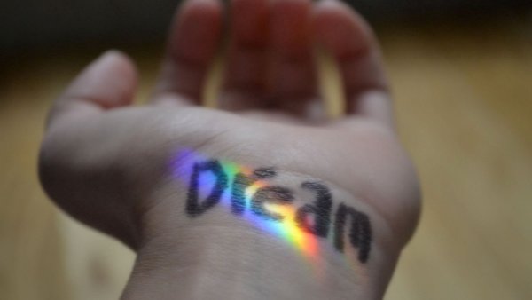 Тату ручкой на руке