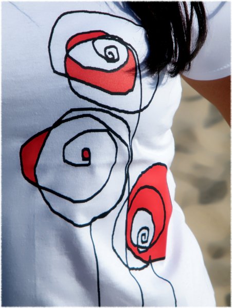 Роспись футболок фломастерами по ткани