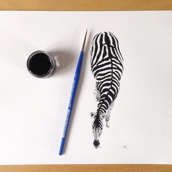 Реалистичные рисунки черной ручкой