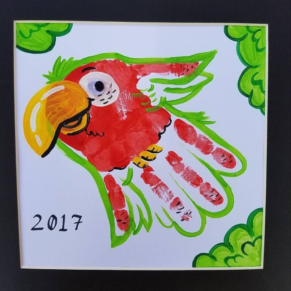 Динозавр из ладошки