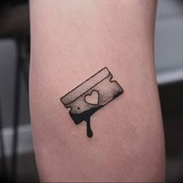 Лезвие тату эскиз