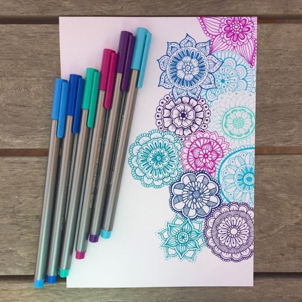 Графика капиллярной ручкой