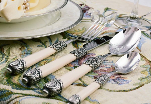 Столовые приборы Бугатти