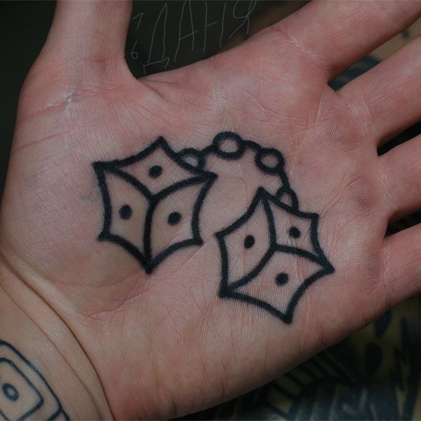 Тату хной Дельфин