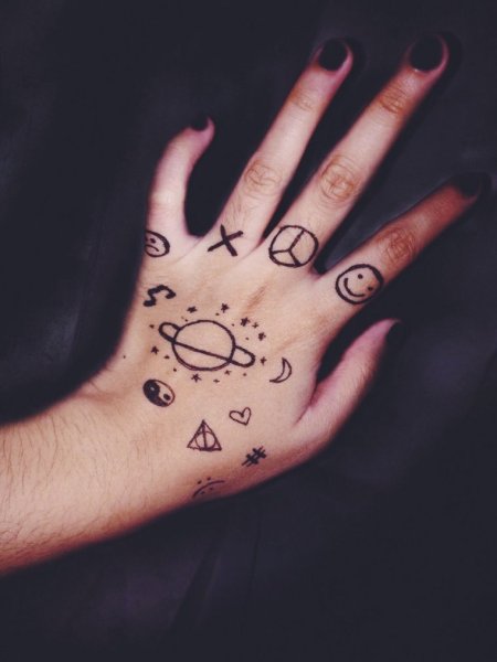 Тату ручкой