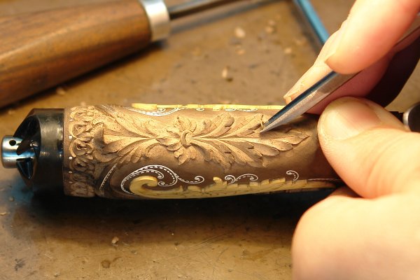 Резьба по дереву ручки для ножей