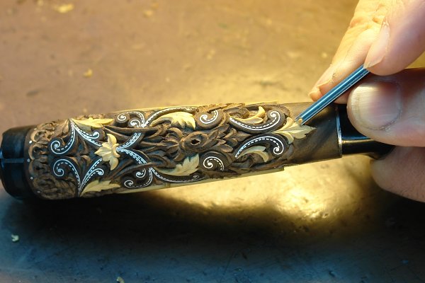 Кубачинская всечка металла в металл