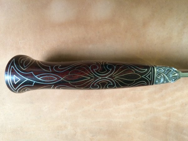 Узор на ручке ножа
