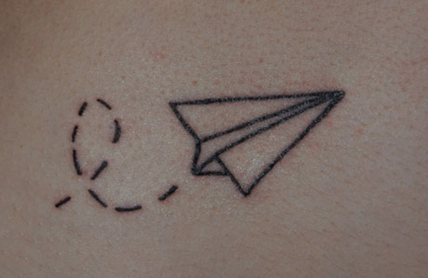 Тату легкие самолетик