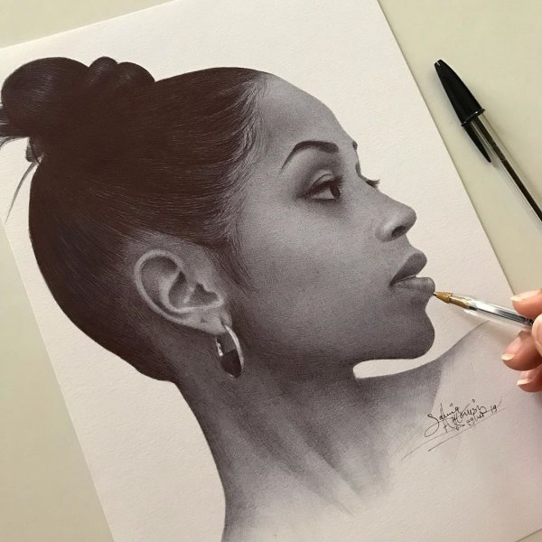 Гиперреализм шариковой ручкой
