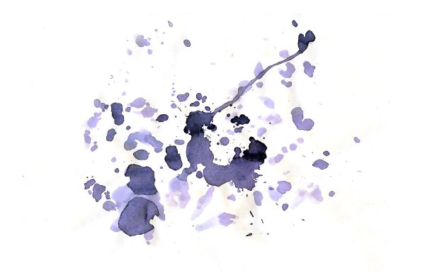 Акварельные пятна на белом фоне