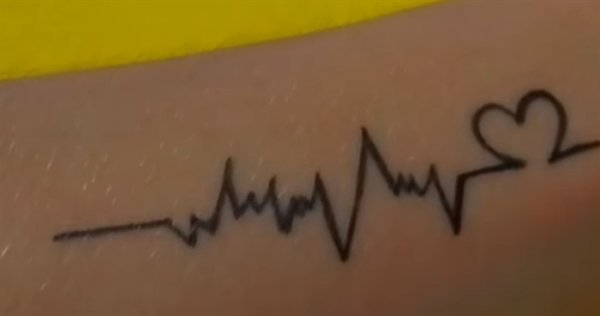 Легкие татушки пульс