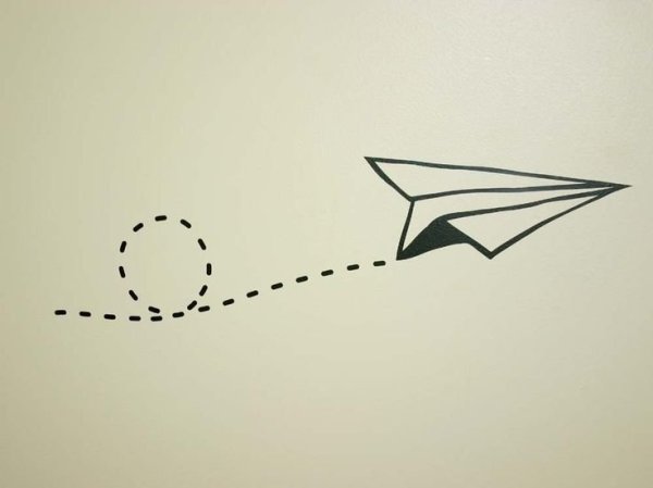 Эскиз бумажного самолета