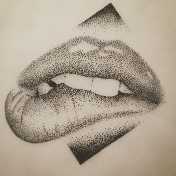 Губы тату эскиз