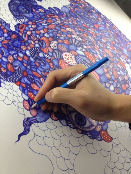 Рисунки цветными шариковыми ручками