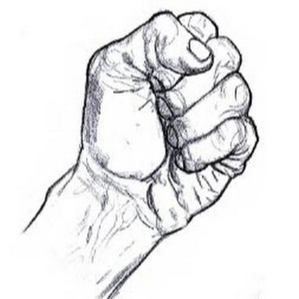 Сжатый кулак