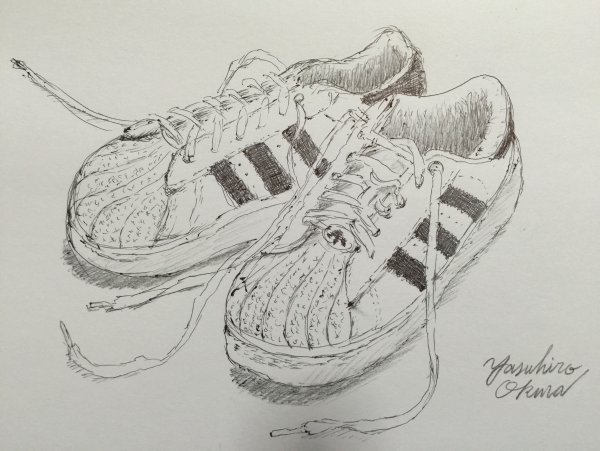 Кроссовки адидас карандашом