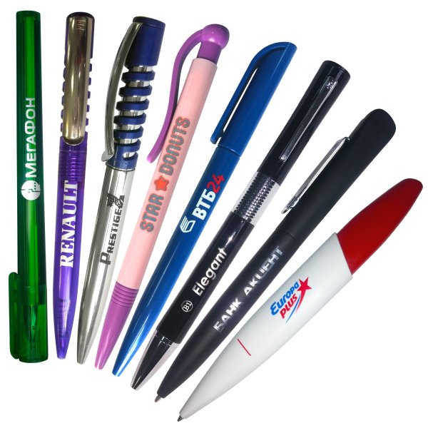 Рисунки футболистов маркерами