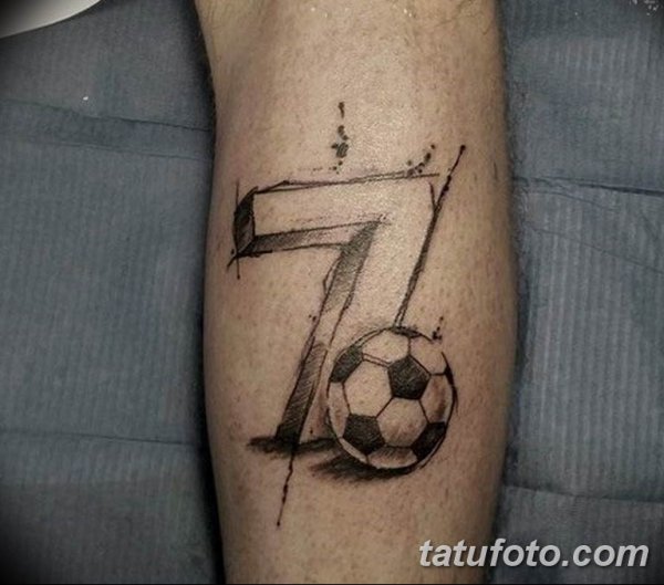 Нарисовать Криштиану Роналду в полный рост