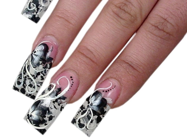 Абстракция на ногтях