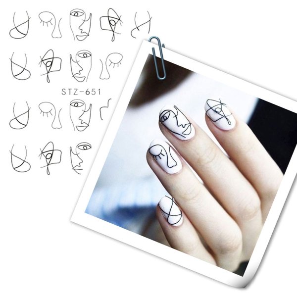 Маникюр на короткие ногти с котиками