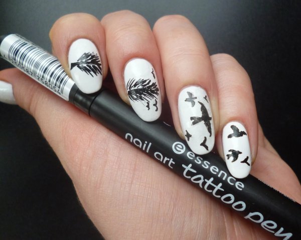 Рисунки на ногтях легкие