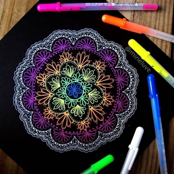 Мандала ручкой